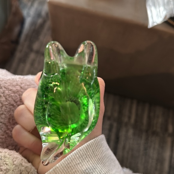 Murano Style Glass Blown Cat Paperweight - Picture 3 of 3